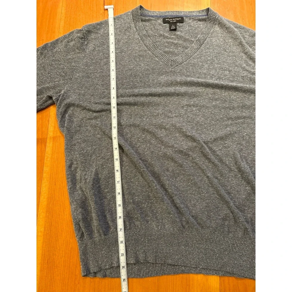 Banana Republic Men's L Silk Linen V Neck Sweater Gray 55% Silk 45% Linen